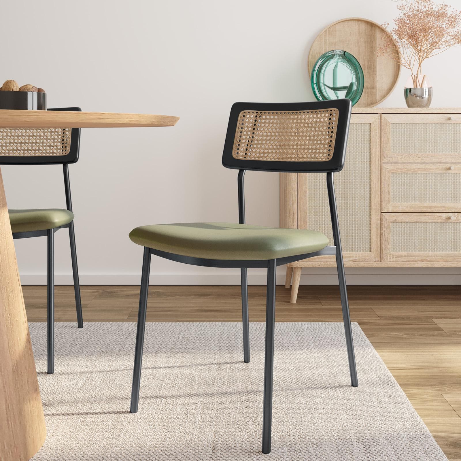 Set 4 sedie in similpelle verde militare con schienale in rattan e gambe in metallo nero - Amira