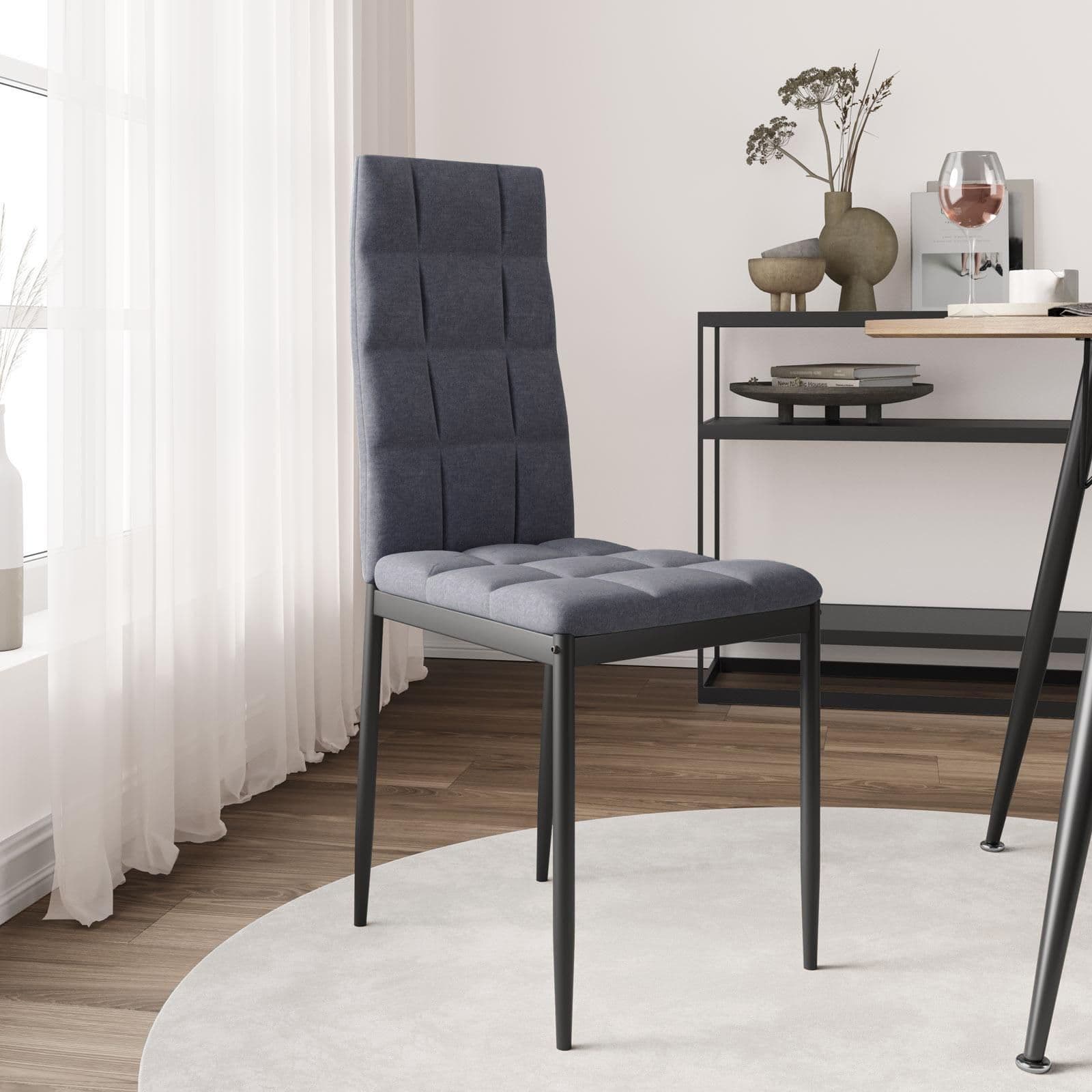 Set 4 sedie in tessuto grigio fumo con gambe in metallo nero - Sworty