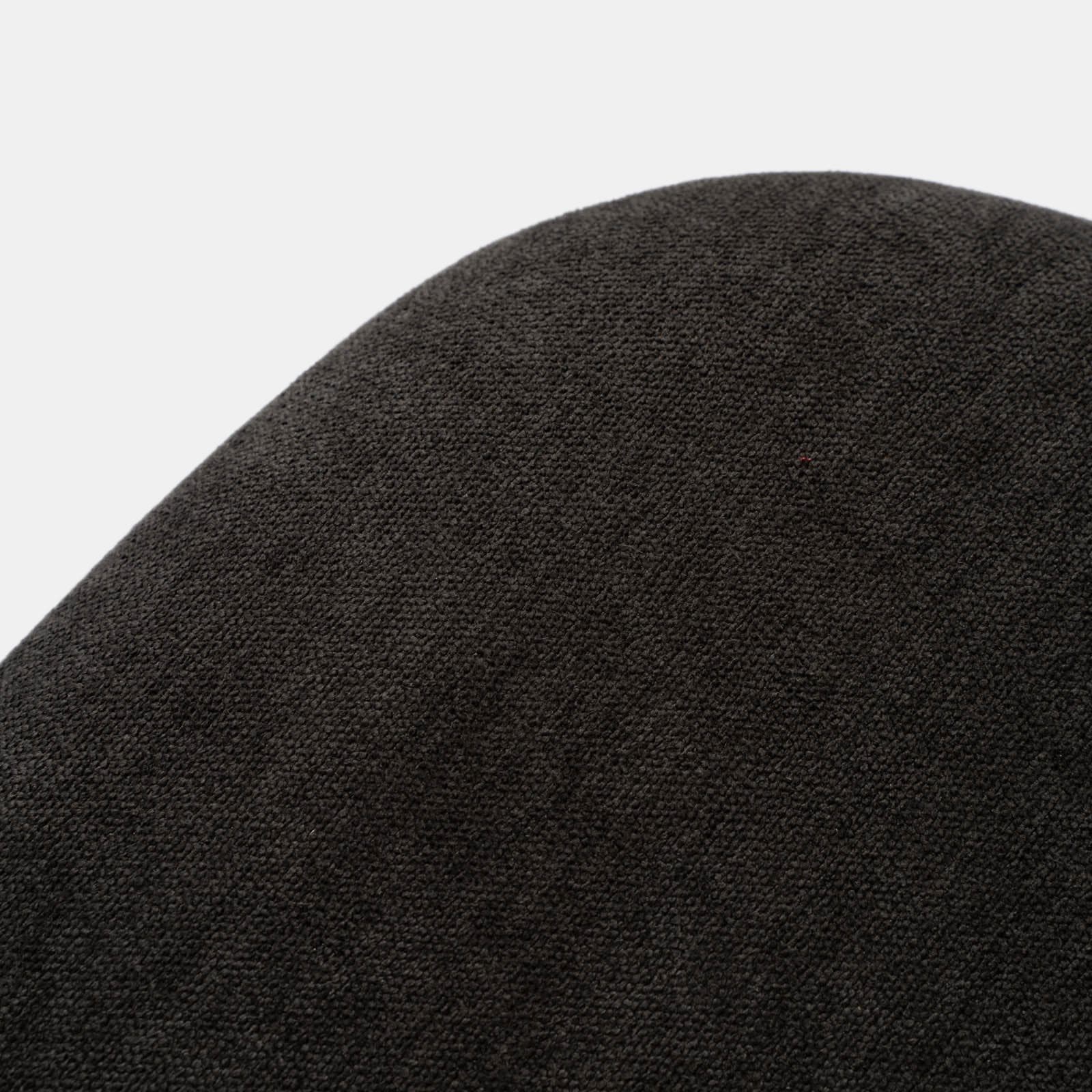 Set 4 sedie in tessuto nero con gambe effetto legno - Finesse
