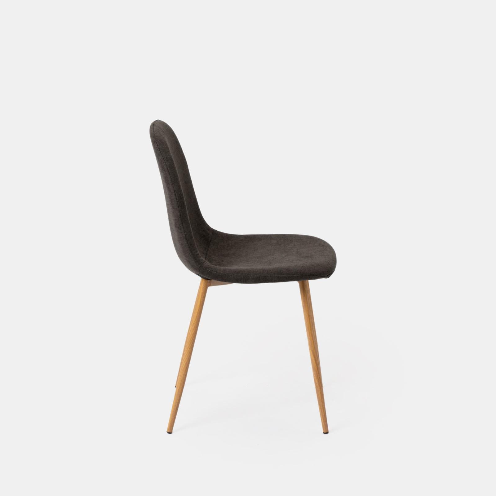 Set 4 sedie in tessuto nero con gambe effetto legno - Finesse