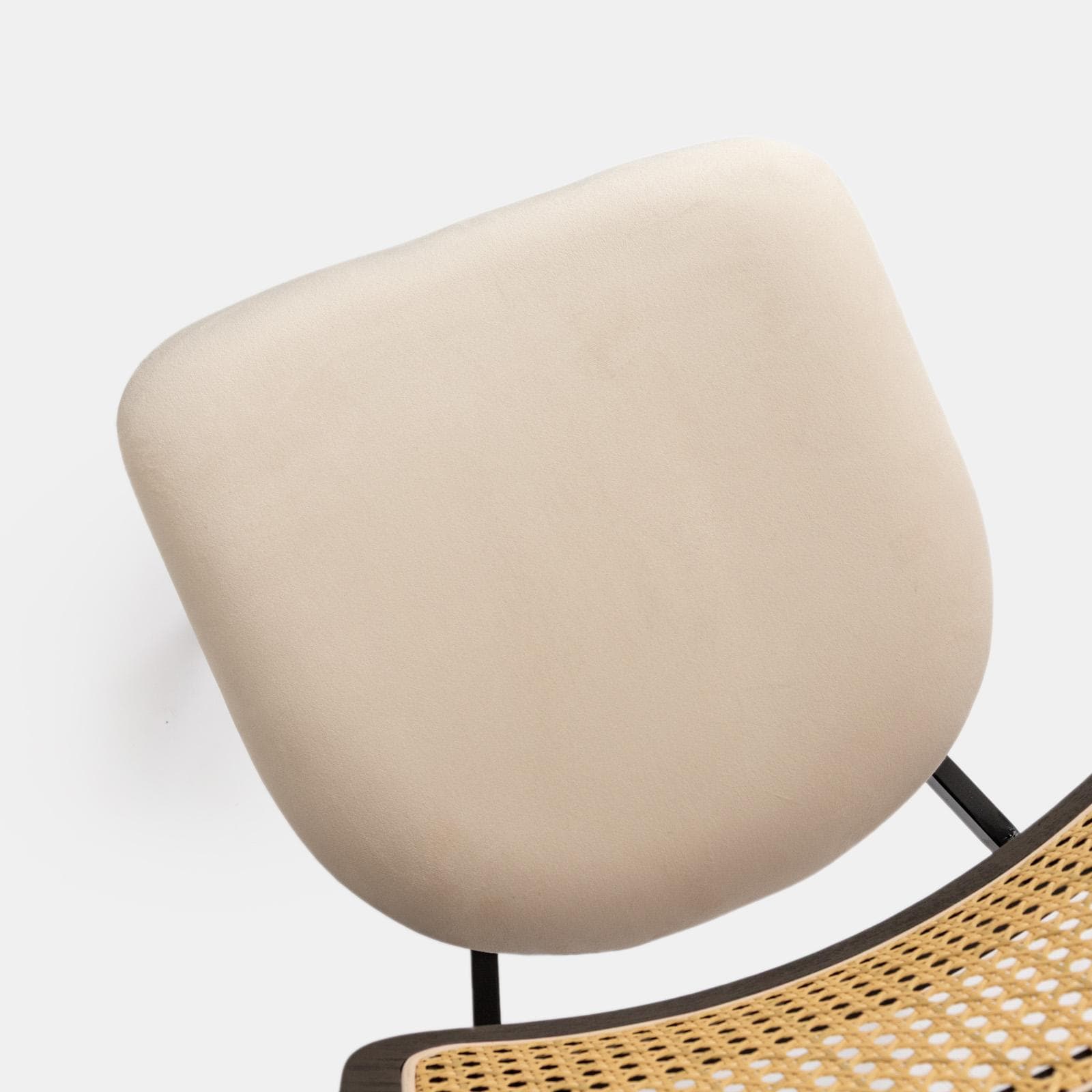 Set 4 sedie in velluto beige con schienale in rattan e gambe in metallo nero - Amira