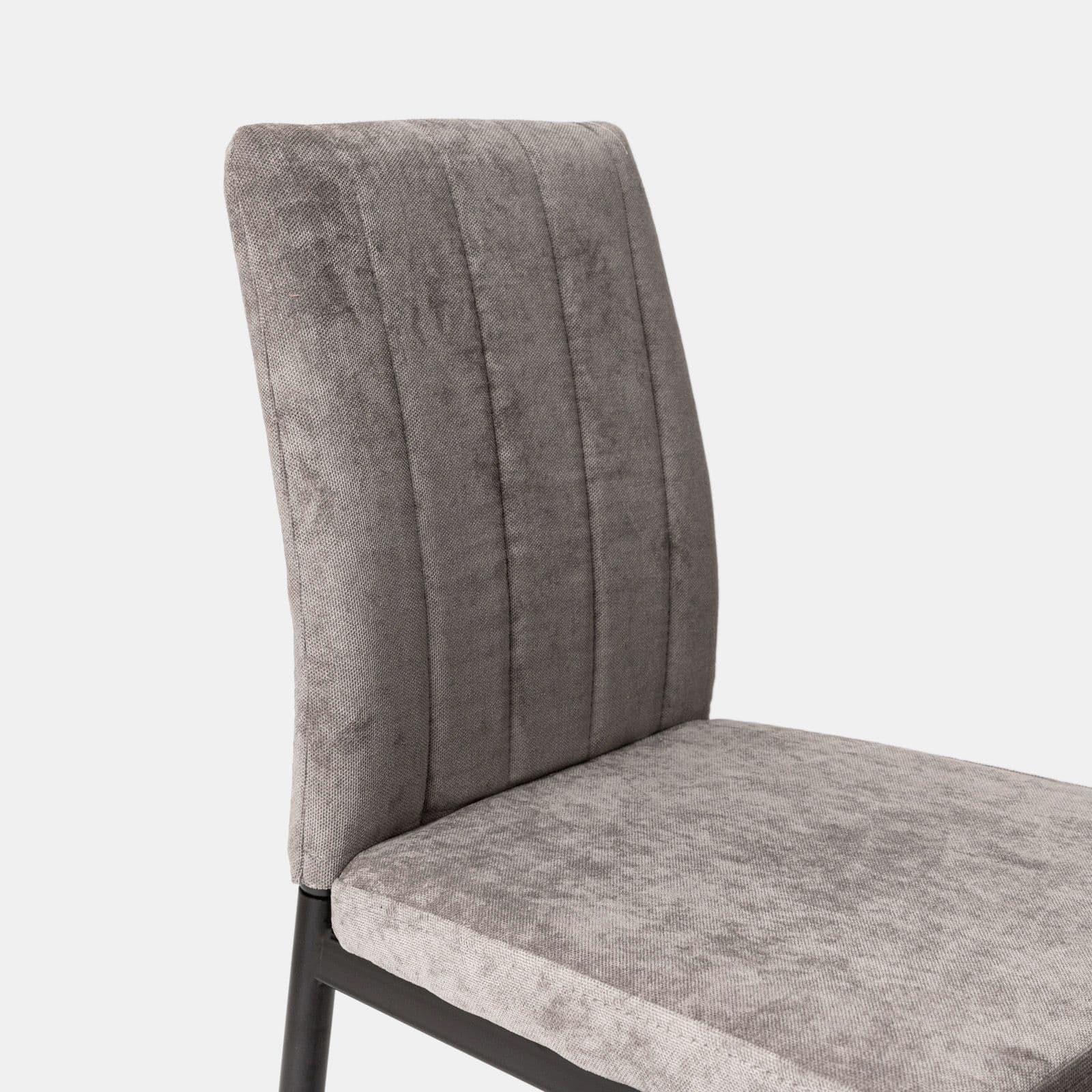 Set 4 sgabelli in tessuto effetto maglia grigio con gambe in metallo nero - Allegra