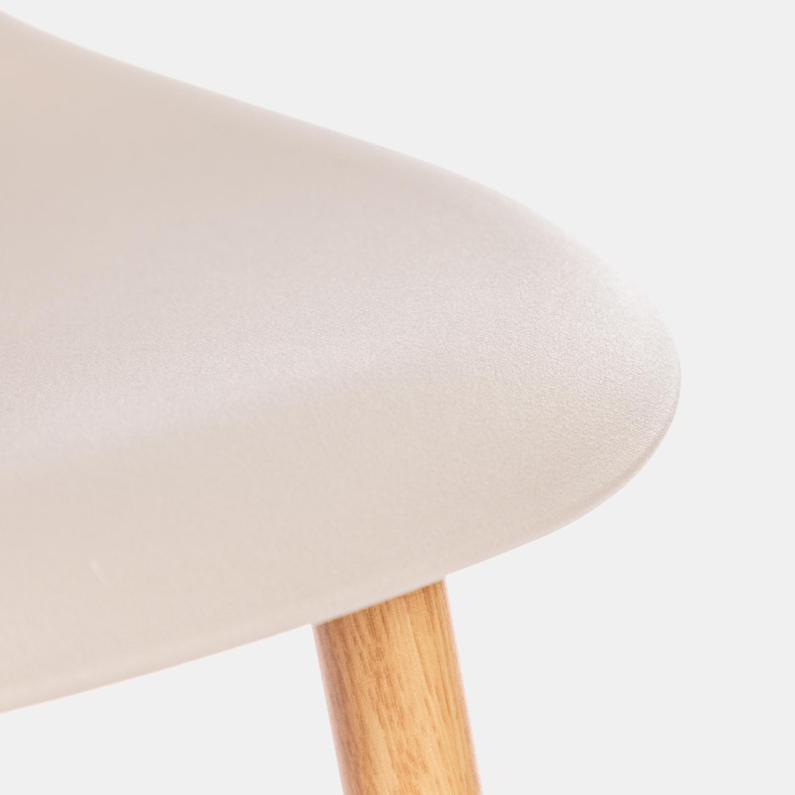 Set 6 sedie in polipropilene beige con gambe effetto legno - Kaily