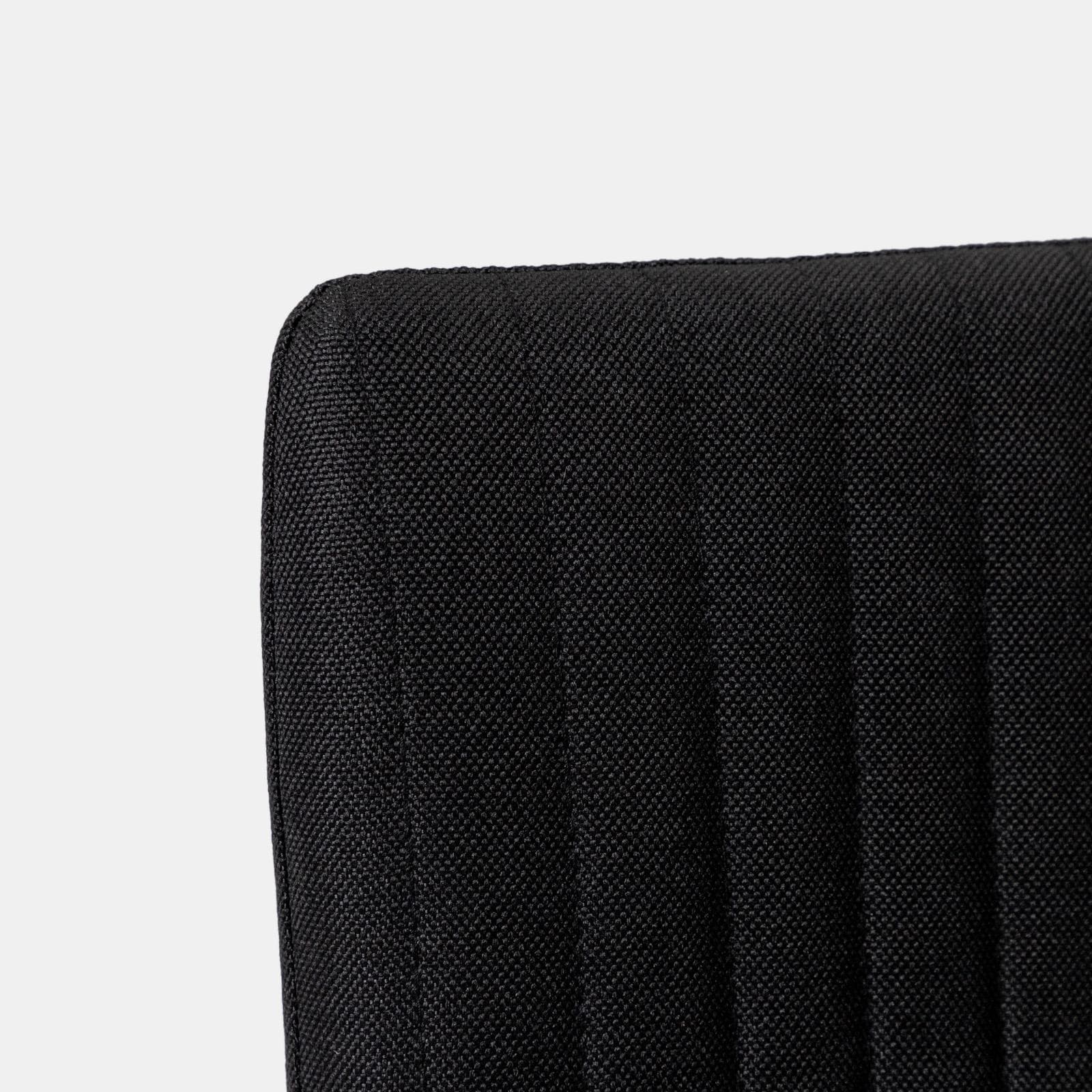 Set 6 sedie in tessuto nero con gambe in metallo nero - Berget