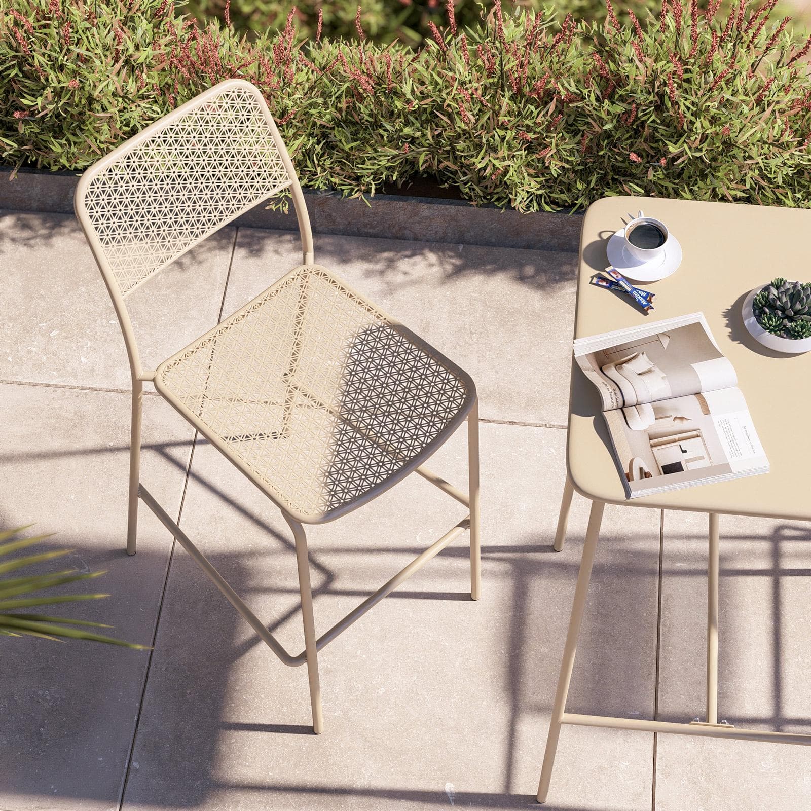 Set bistrot con tavolo alto 60x60 cm e 2 sgabelli in acciaio vaniglia - Faber