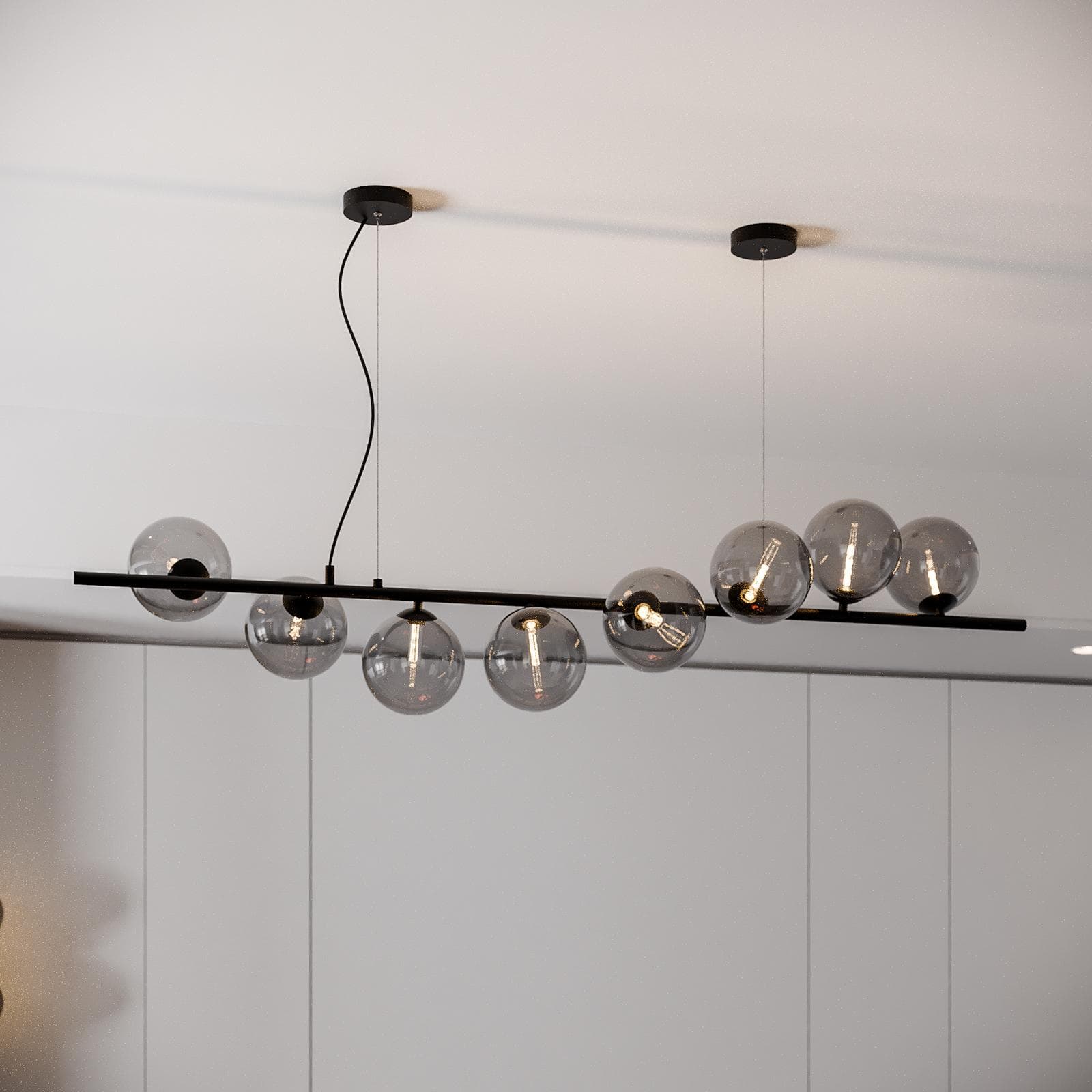 Set con lampada sospesa 145x34 cm e 2 applique in metallo nero e diffusore fumé