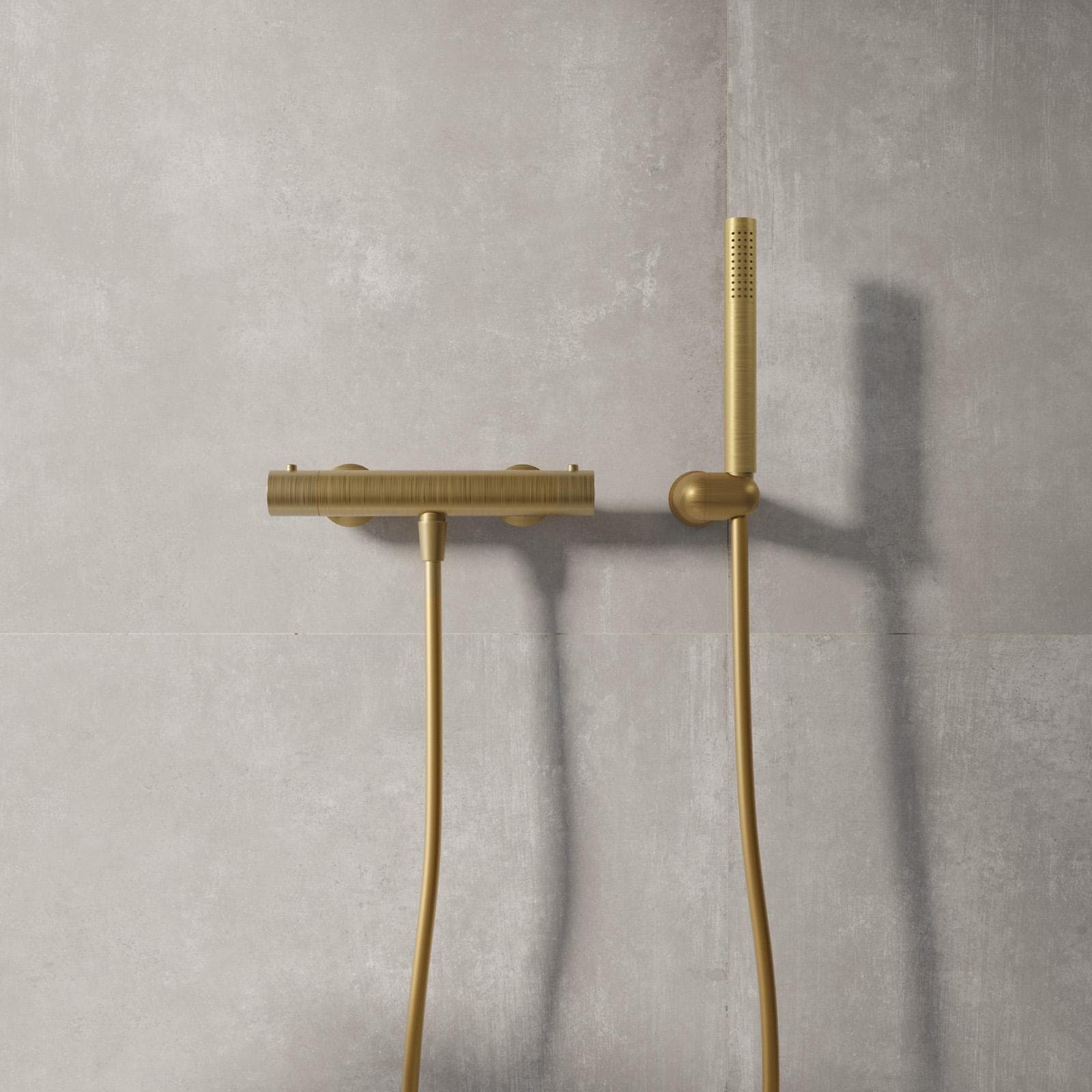 Set esterno doccia termostatico e doccino oro spazzolato – Fluid