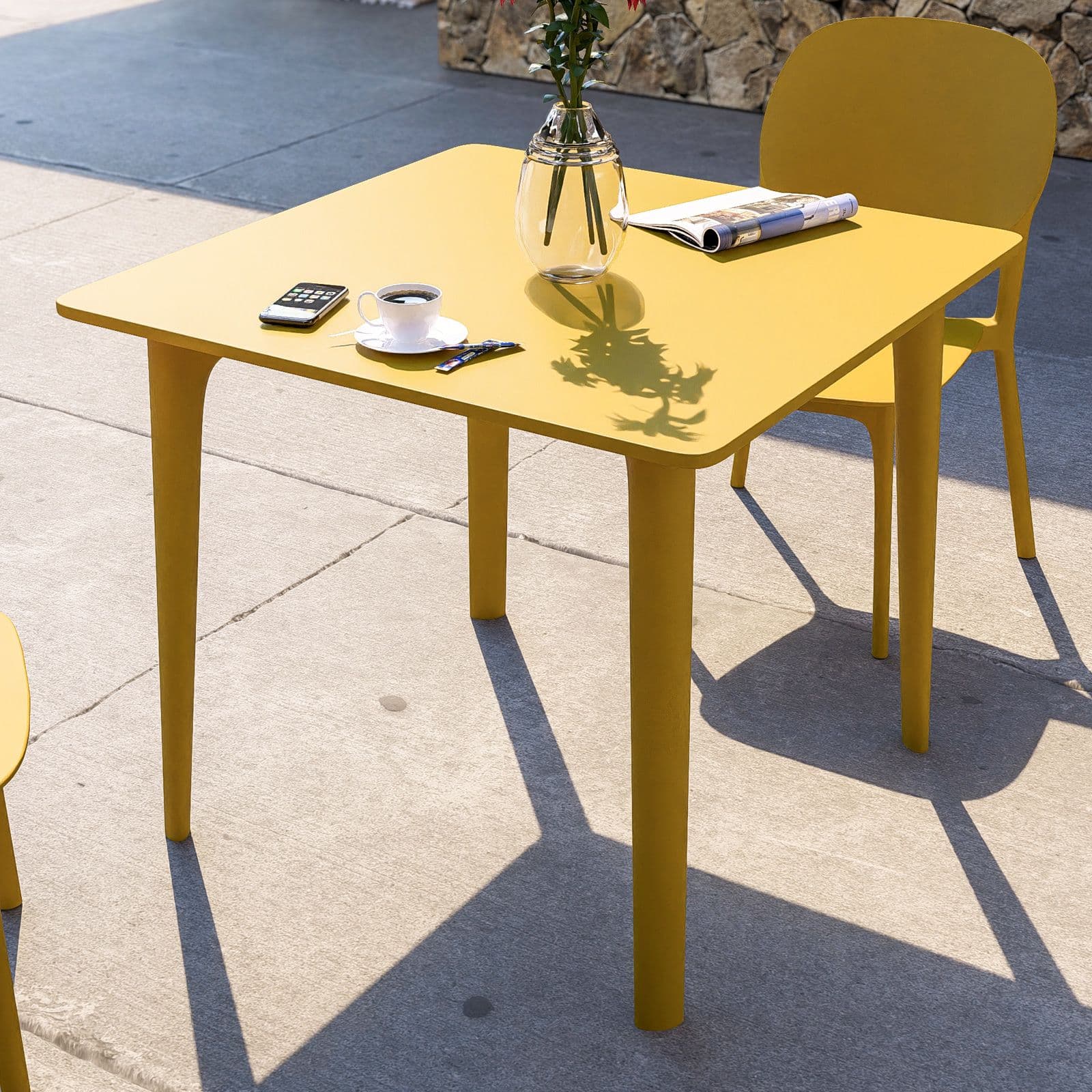 Set pranzo da giardino con tavolo 80x80 cm e 4 sedie in polipropilene senape - Qalis