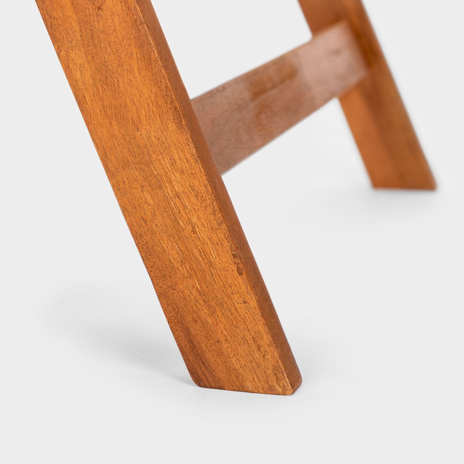 Set pranzo tavolo rotondo 100 cm e 4 sedie con braccioli regolabili in legno di acacia - Paja