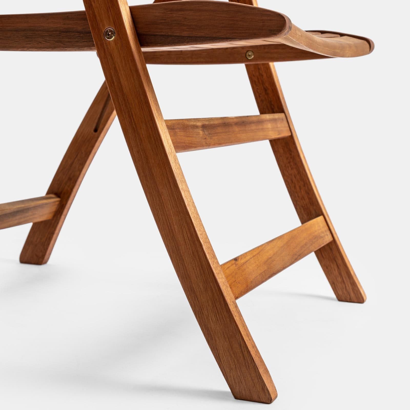 Set bistrot con tavolo 60x60 cm e 2 sedie con braccioli regolabili in legno di acacia - Paja