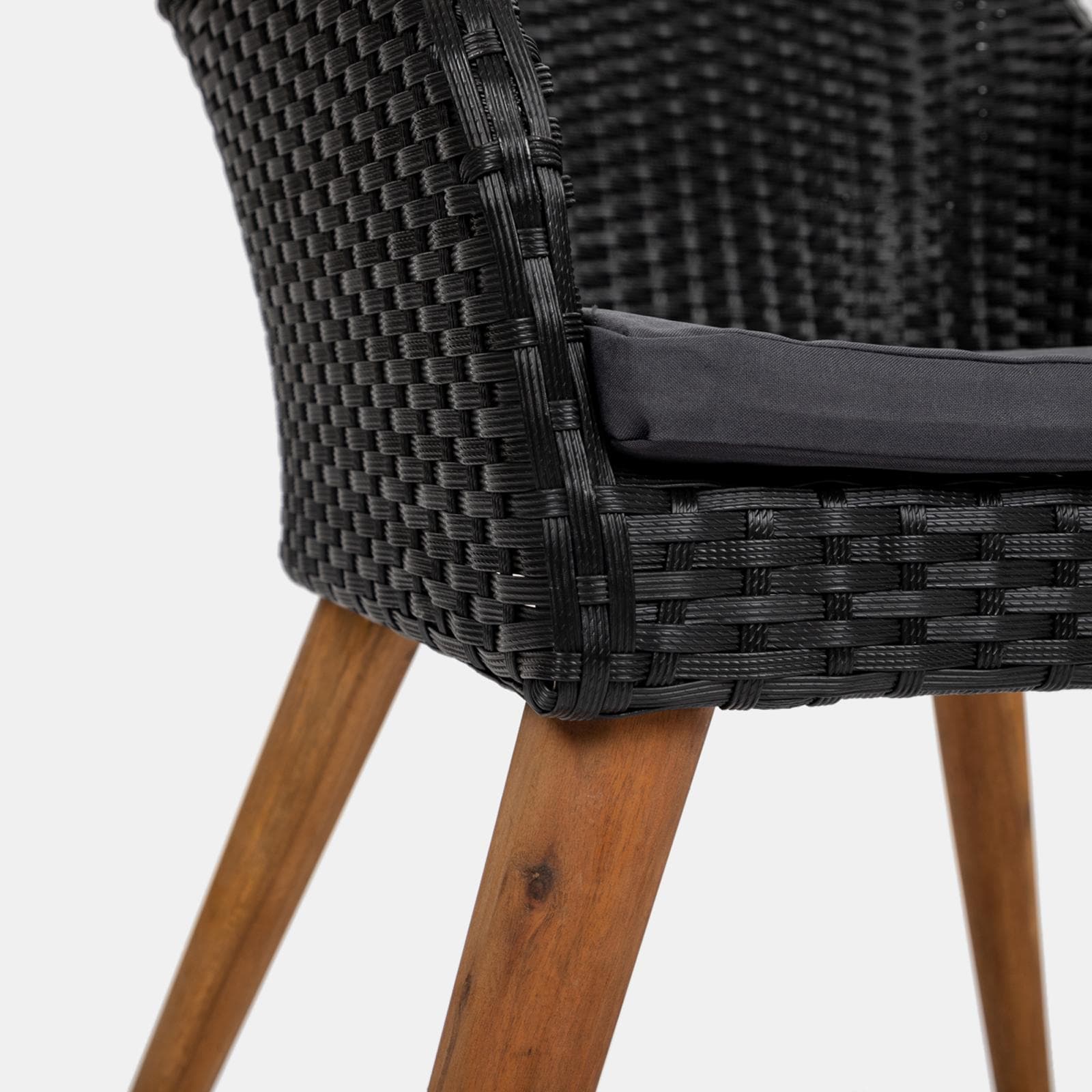 Set relax con 2 poltrone in polyrattan nero e tavolino in legno teak - Habanero