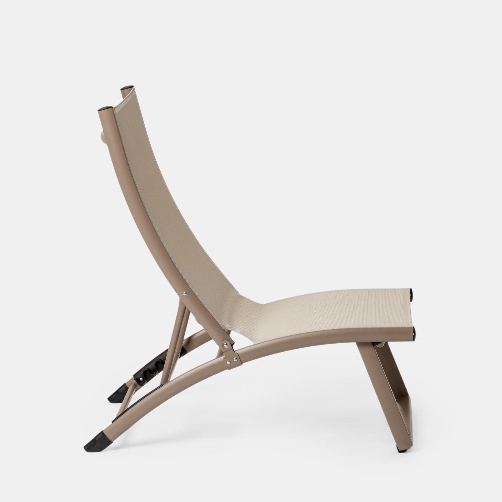 Set relax due poltrone in textilene e tavolino da caffè 44x43 cm in alluminio tortora - Jonit