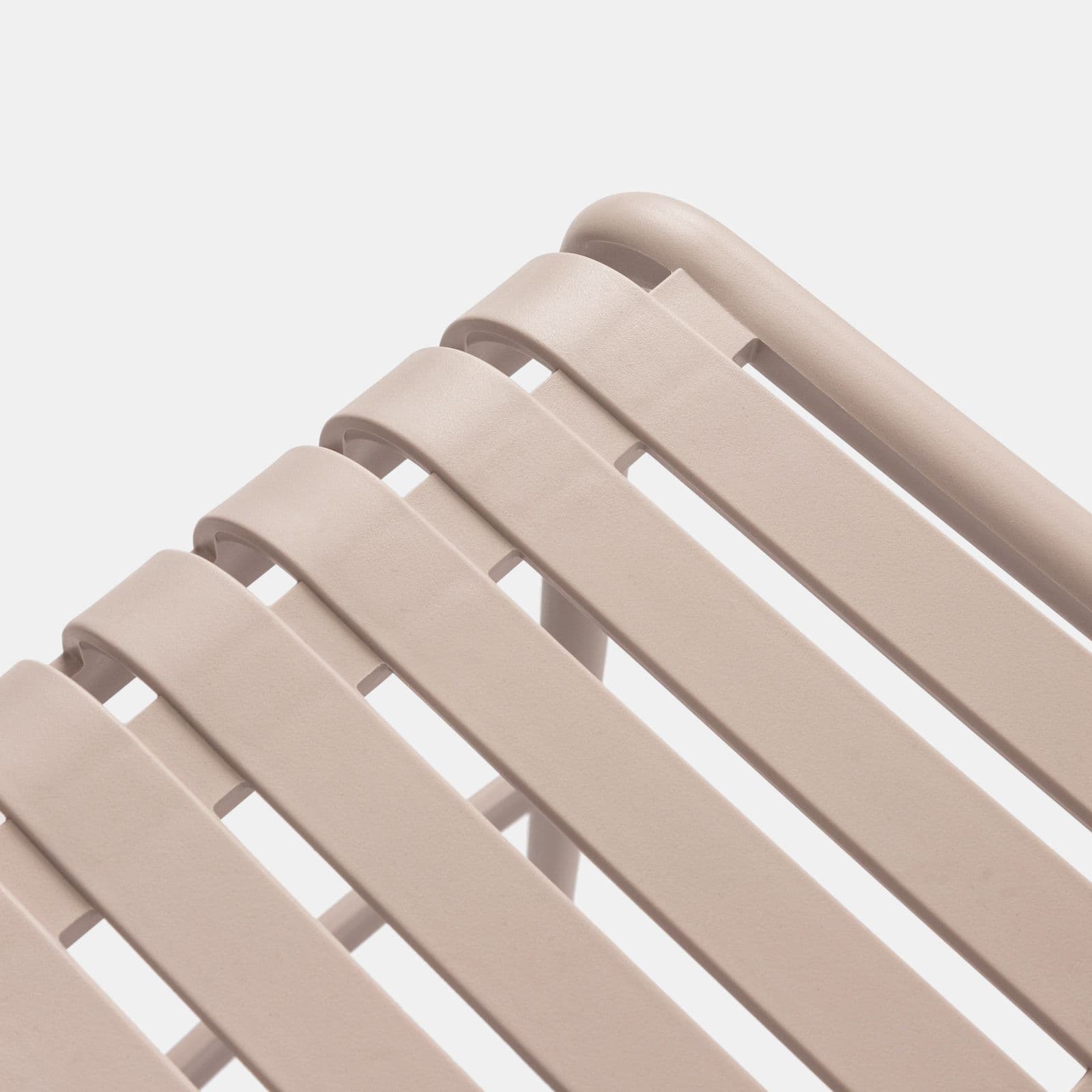 Sgabello alto da giardino in polipropilene beige - Nesturya