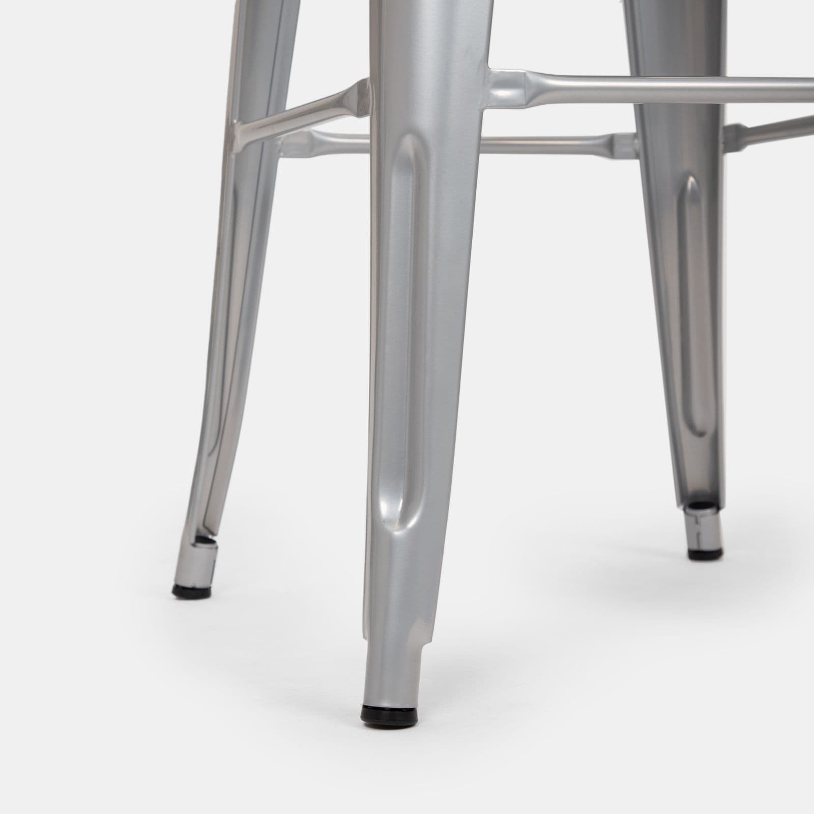 Sgabello da giardino impilabile stile industrial in metallo grigio - Farley