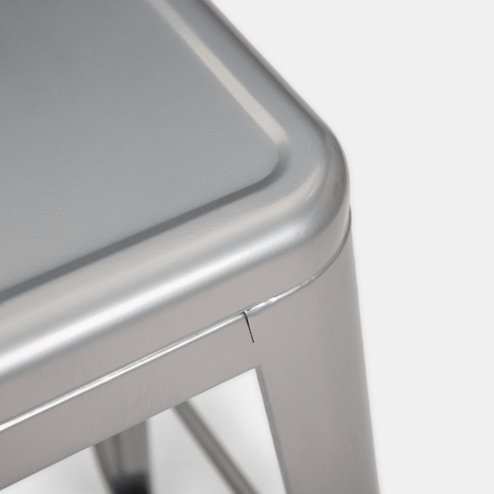 Sgabello impilabile stile industrial in metallo grigio - Farley