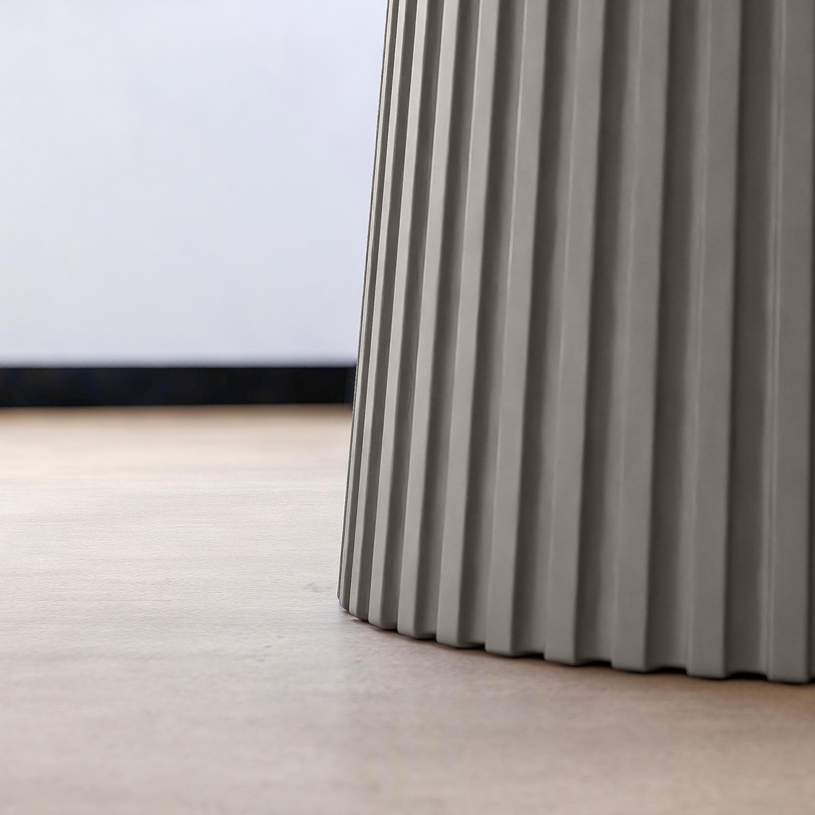 Sgabello rotondo 39 cm impilabile in polipropilene effetto cannettato grigio - Xilo
