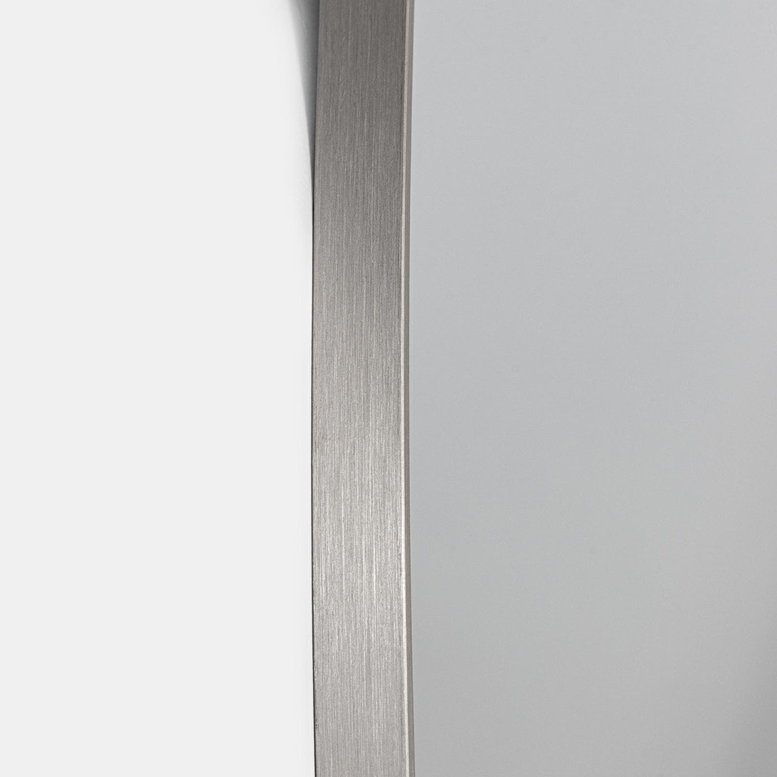 Specchio bagno 60 cm con cornice in alluminio argento - Talas