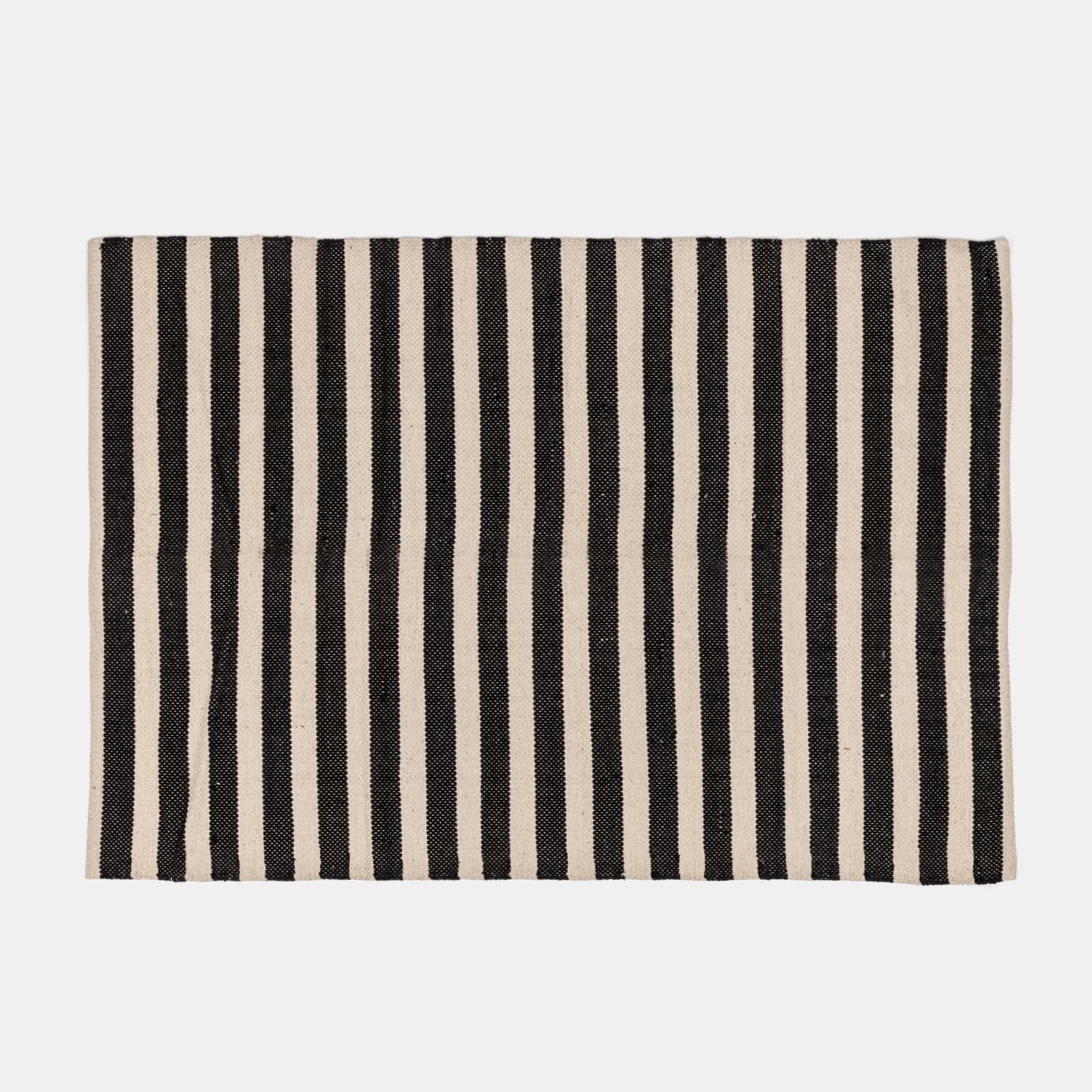 Tappeto 170x120 cm in cotone nero a strisce