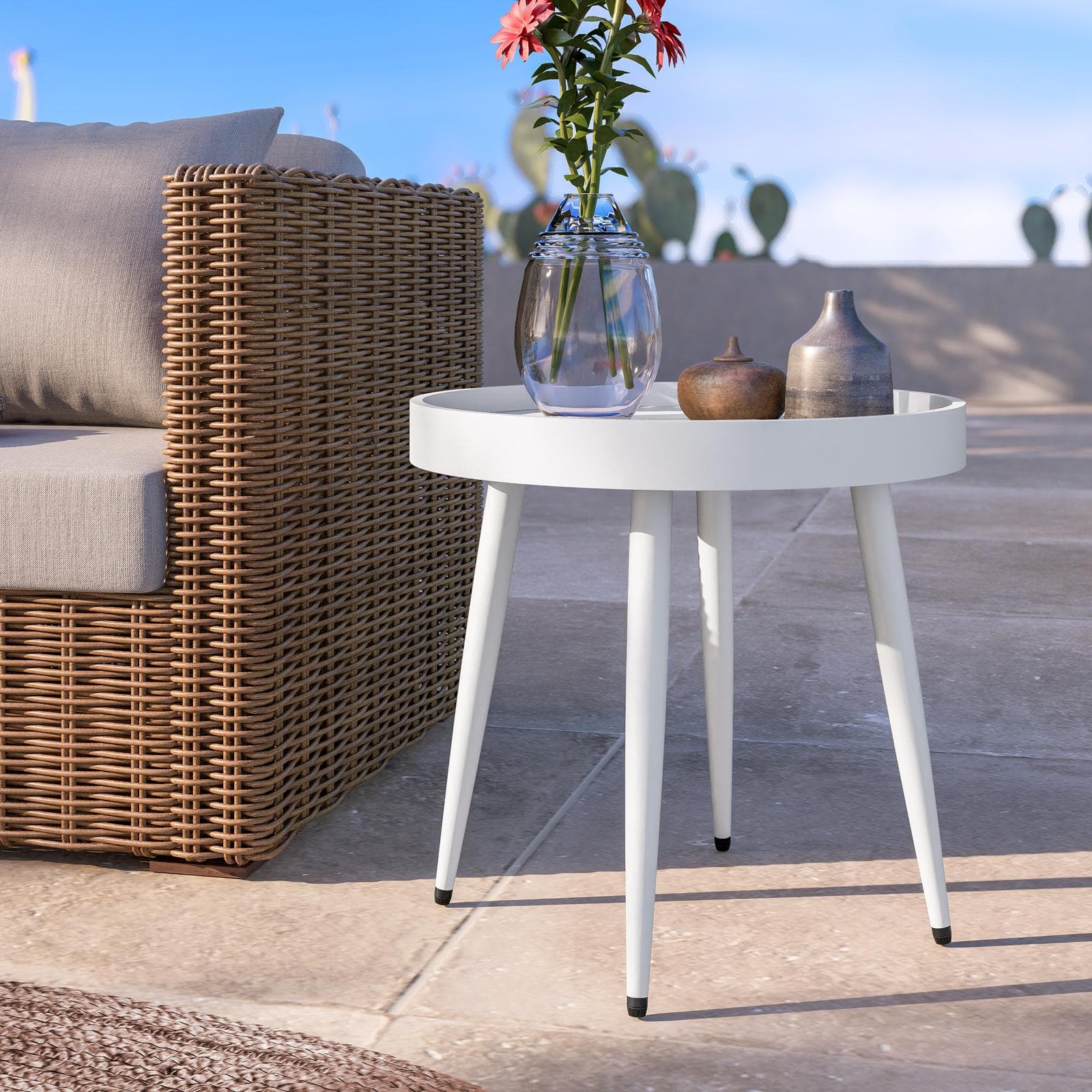 Tavolino da giardino rotondo 50 cm gambe in metallo e top in polipropilene bianco - Frisby
