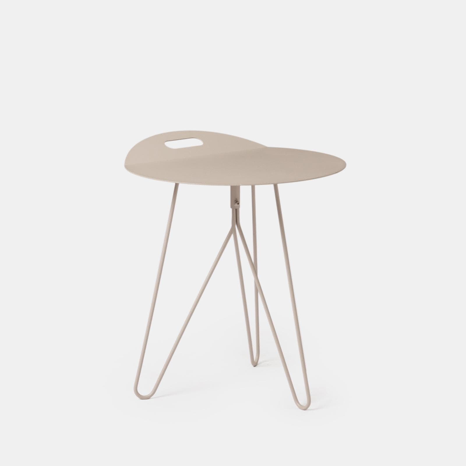 Tavolino rotondo 43x49h cm in metallo tortora opaco - Gideon