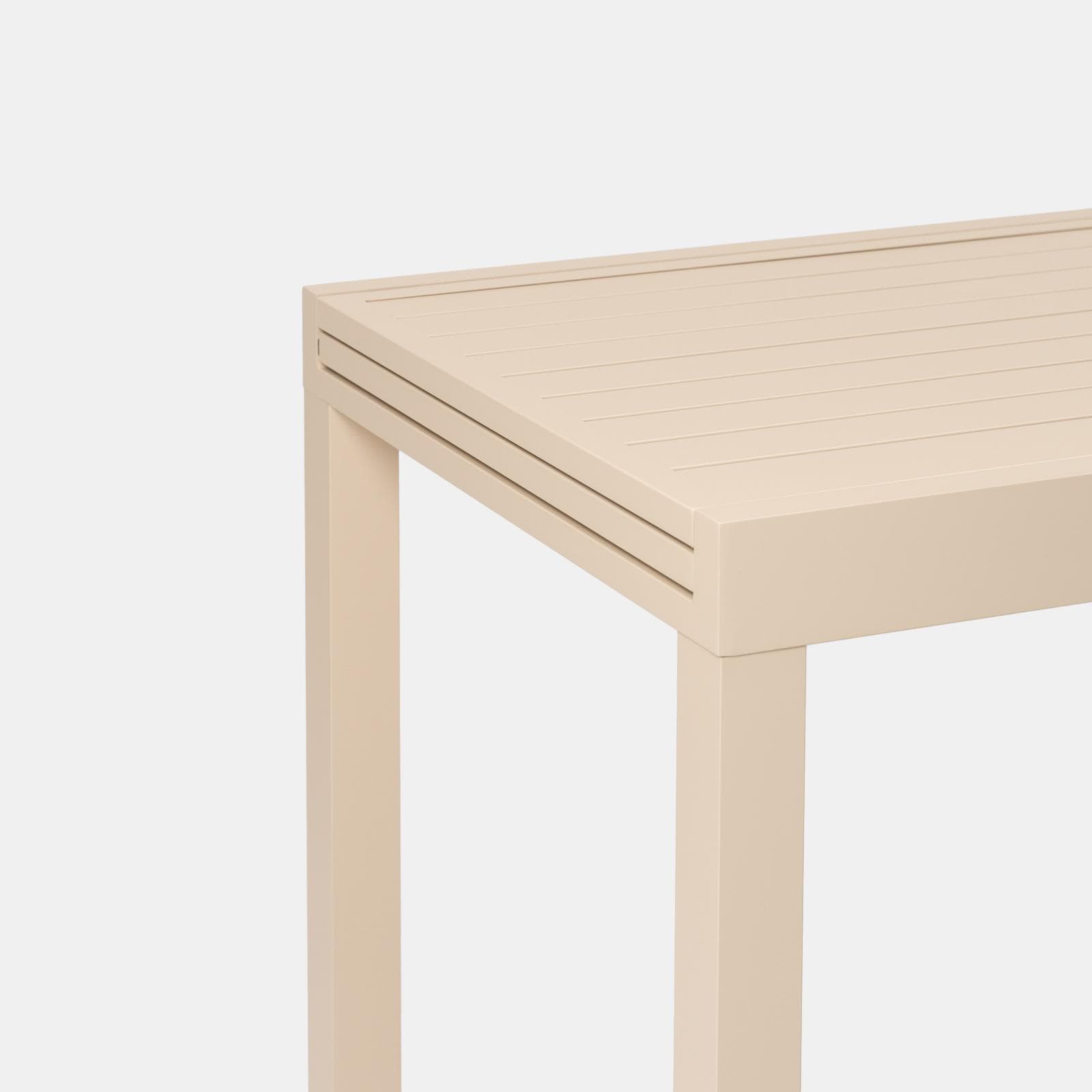 Tavolo da esterno allungabile 105/210x75 cm in alluminio vaniglia con top a doghe - Carioca