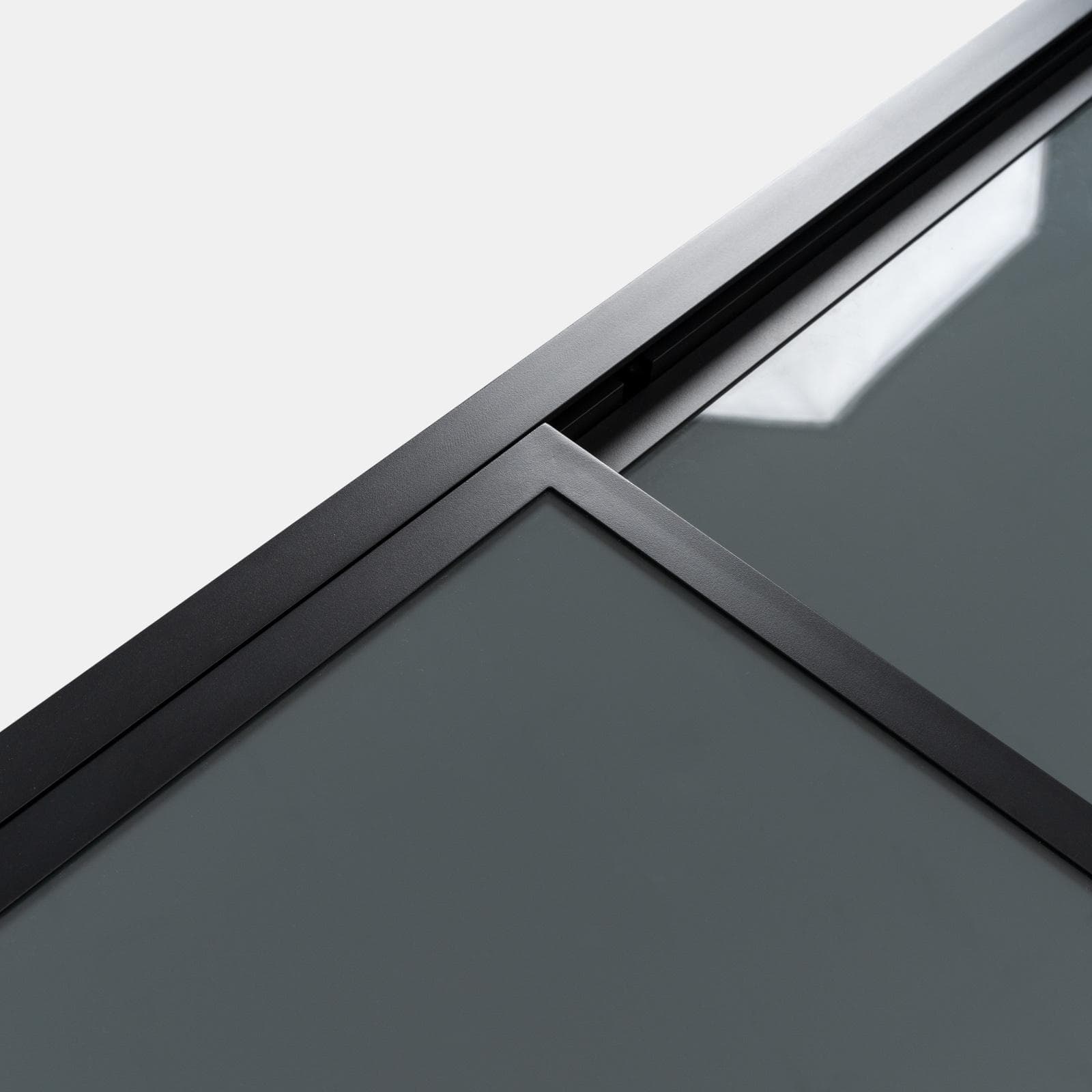 Tavolo da esterno allungabile 135/270x90 cm in alluminio antracite con top in vetro - Carioca