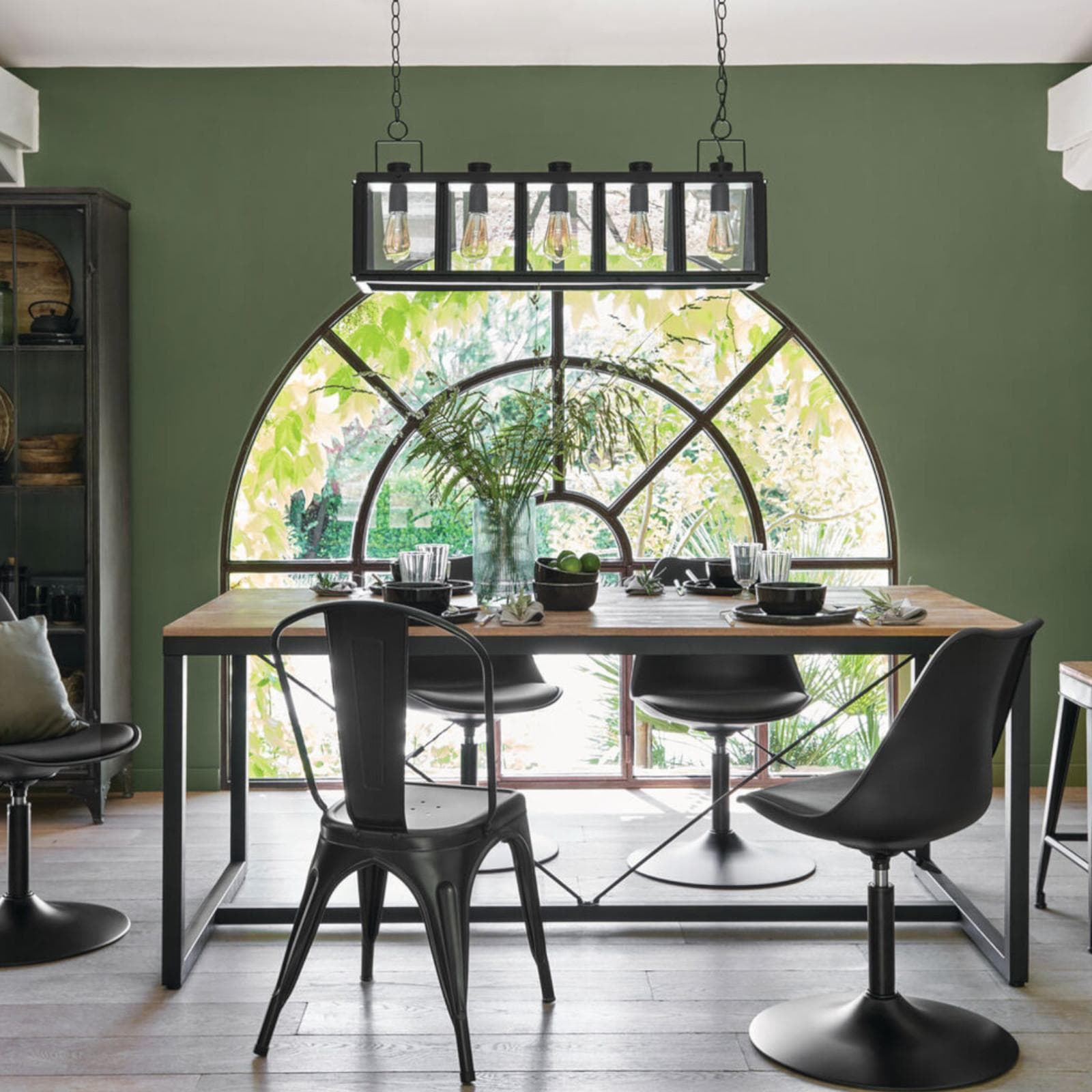 Tavolo da pranzo 180x90 cm in legno di acacia e metallo nero - Floyd