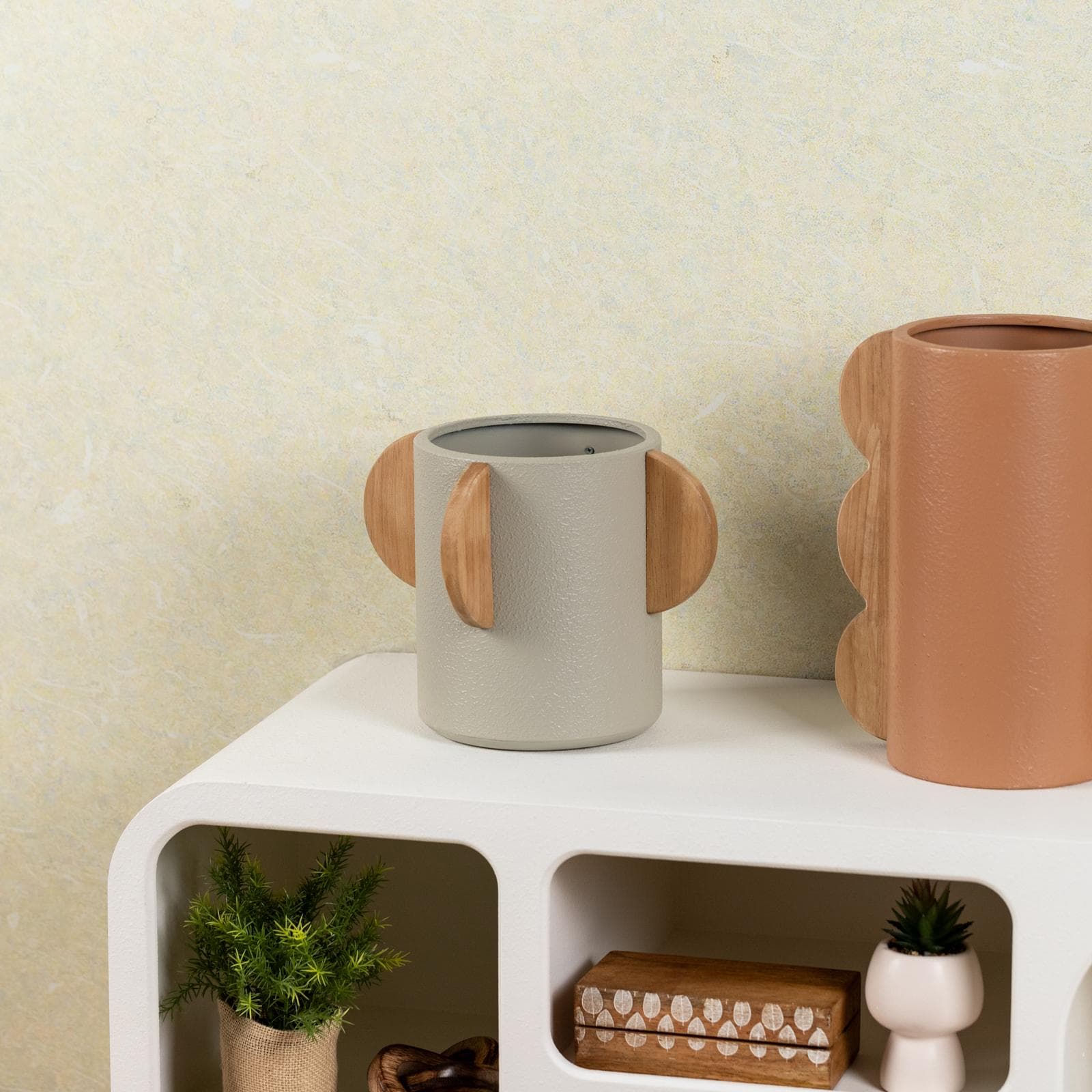 Vaso da interno h 22 cm in metallo e legno grigio chiaro - Pleyton