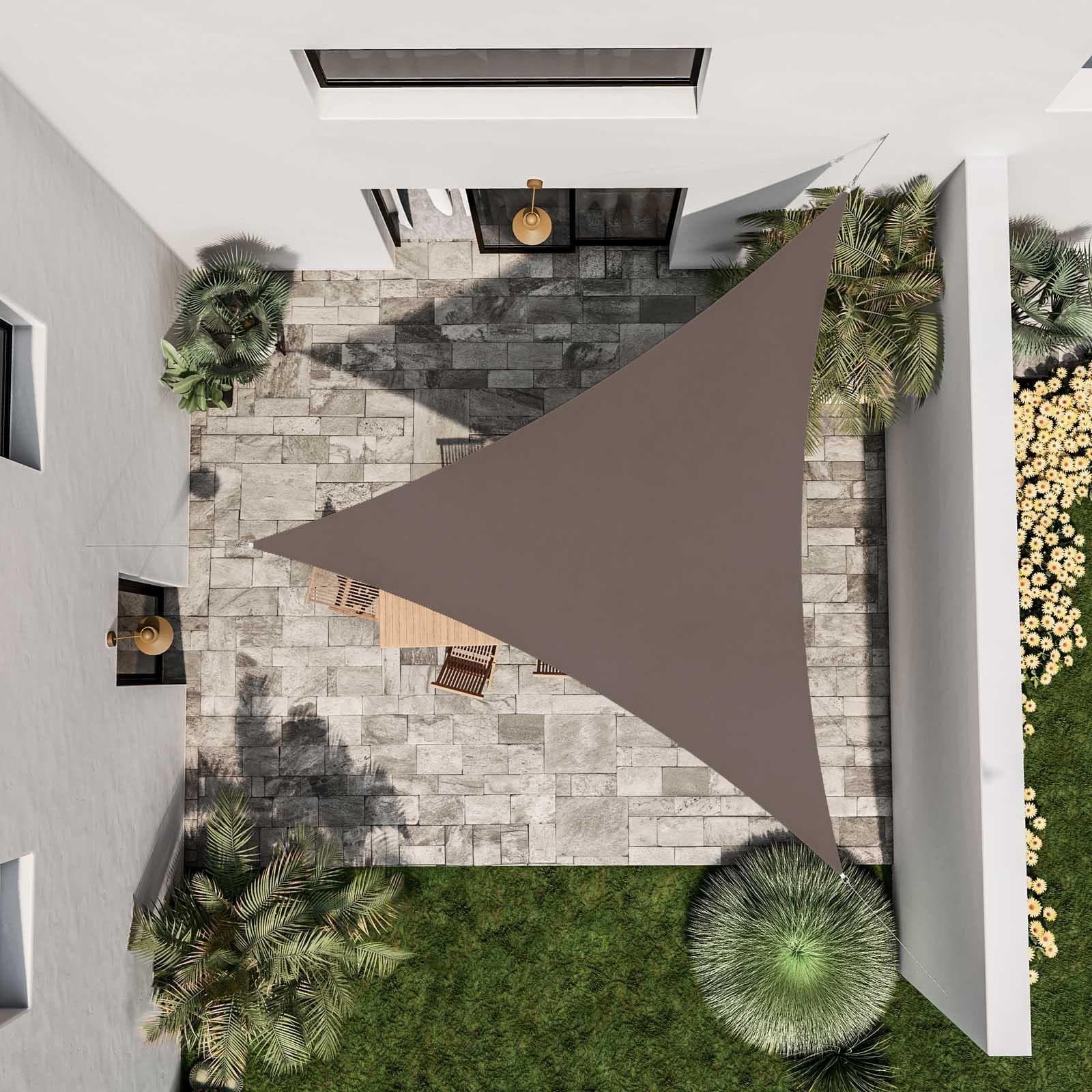 Vela da giardino triangolare 5x5x5 m in poliestere idrorepellente tortora 180 gr - Solaris